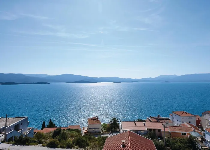 One-Bedroom Apartment Klek With Sea View 07 *