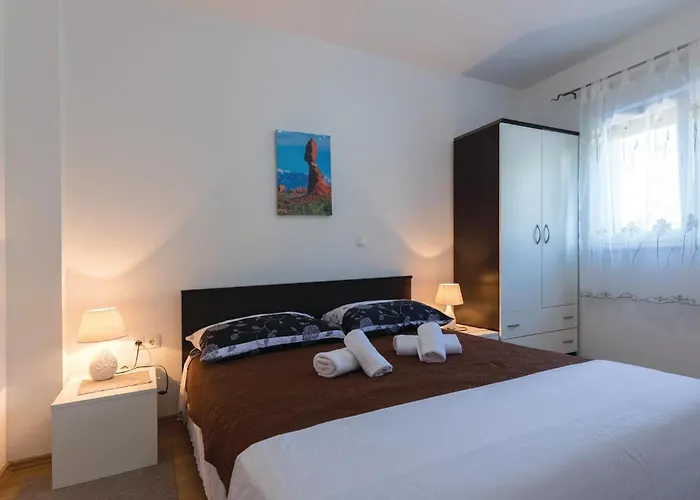 Apartment One-Bedroom Apartment Klek With Sea View 07 Klek