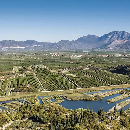 Daire One-bedroom With Sea View 07